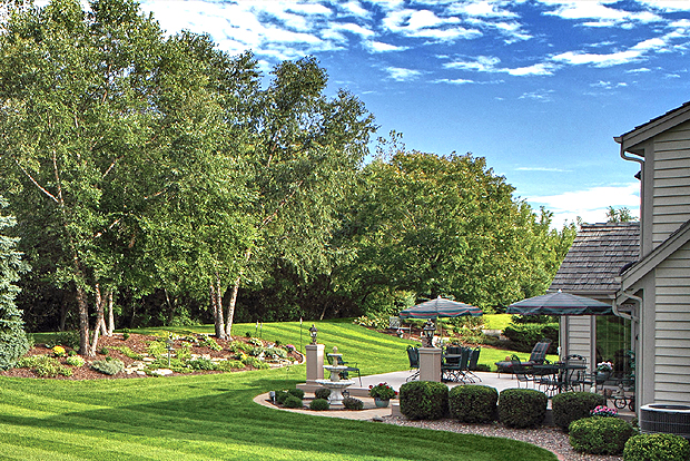 Rockford Landscaping, Rockford Landscape Maintenance, Rockford Landscape Design: The Landscape Connection designs an landscapingd installs landscapes and hardscapes and creates outdoor living spaces that are functional, while enhancing the overall beauty and quality of your home and property. From designing and installing beautifully functional outdoor kitchens, to complete landscape installations, from designing and installing UniLock and Paveloc pavers for creating beautiful, long lasting paver driveways, paver patios and retaining walls, we can handle all of your outdoor living areas. Ask about our Digital Landscape Design - it's a specialty of ours.