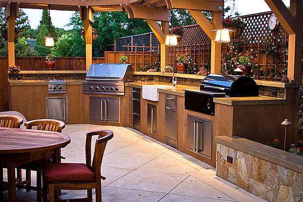 Rockford Landscaping, Rockford Landscape Maintenance, Rockford Landscape Design: The Landscape Connection designs and installs landscapes and hardscapes and creates outdoor living spaces that are functional, while enhancing the overall beauty and quality of your home and property. From designing and installing beautifully functional outdoor kitchens, to complete landscape installations, from designing and installing UniLock and Paveloc pavers for creating beautiful, long lasting paver driveways, paver patios and retaining walls, we can handle all of your outdoor living areas. Ask about our Digital Landscape Design - it's a specialty of ours.